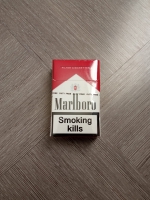 Marlboro Red брендированный ящик